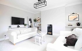 Beautiful Top Floor Clifton Apartment