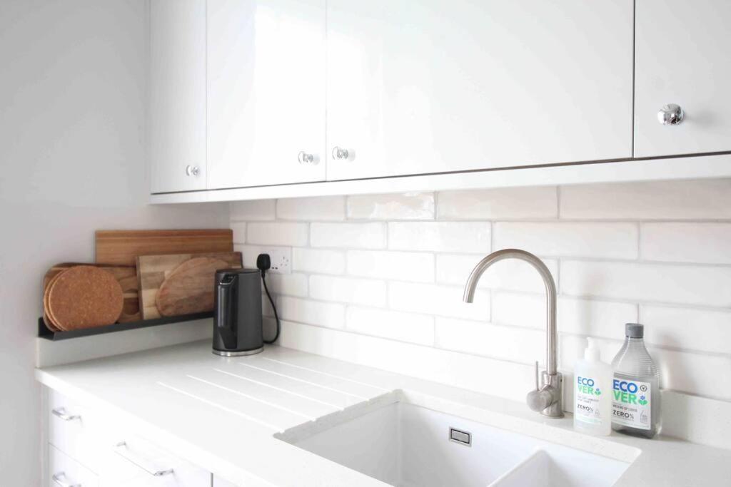 Beautiful Top Floor Clifton Apartment Bristol Exterior photo