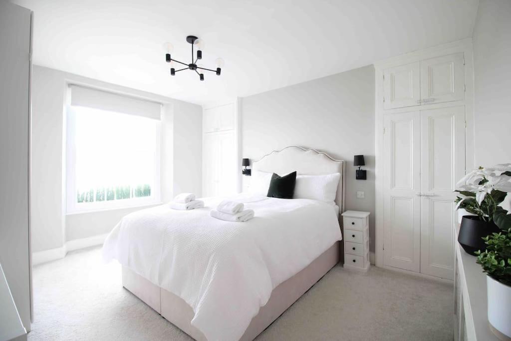 Beautiful Top Floor Clifton Apartment Bristol Exterior photo